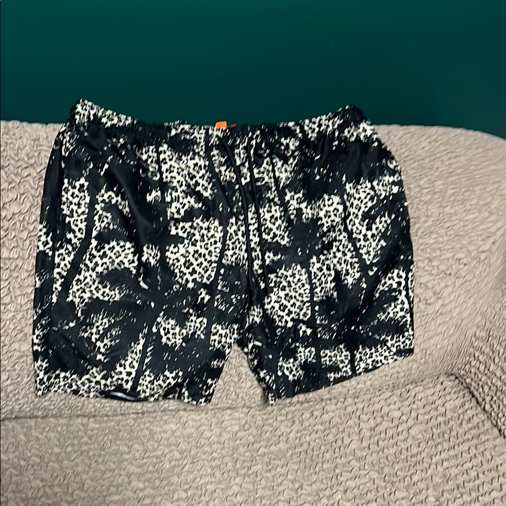 Tallia Mens swim shorts. Lined. XXL, perfect condition.